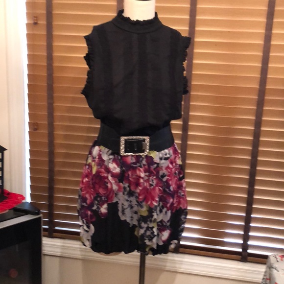Maurices Colored Floral Skirt with Bubble Bottom. - Picture 1 of 8